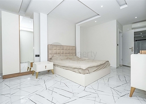 قريبة من البحر - شقة غرفتين وصالة مفروشة - في مركز الانيا 