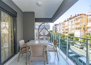 قريبة من البحر - شقة غرفتين وصالة مفروشة - في مركز الانيا 