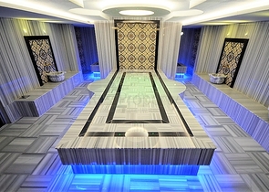 قريبة من البحر - شقة غرفتين وصالة مفروشة - في مركز الانيا 