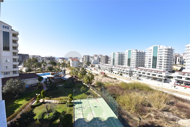 شقة ضمن مجمع فاخر - تصميم 1+2 - في افسلار / الانيا 