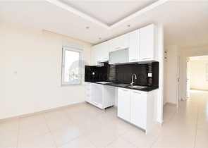 شقة ضمن مجمع فاخر - تصميم 1+2 - في افسلار / الانيا 