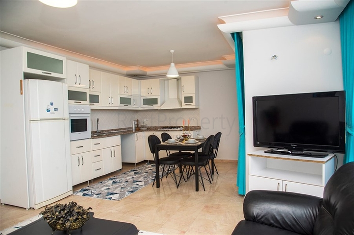 سعر مناسب - شقة غرفتين وصالة مفروشة - في محمودلار / الانيا 