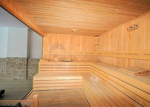 قريبة من البحر والخدمات - شقة غرفتين وصالة مفروشة - في محمودلار/ الانيا 