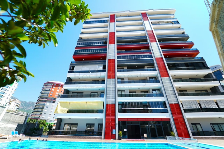 شقة غرفتين وصالة - مطبخ منفصل - ضمن مجمع جديد - في محمودلار / الانيا 