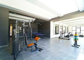 شقة غرفتين وصالة - مطبخ منفصل - ضمن مجمع جديد - في محمودلار / الانيا 