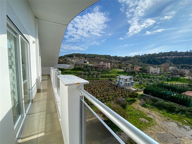 دوبلكس 3 غرف وصالة مفروشة - ضمن مجمع جديد في ديمرتاش / الانيا 