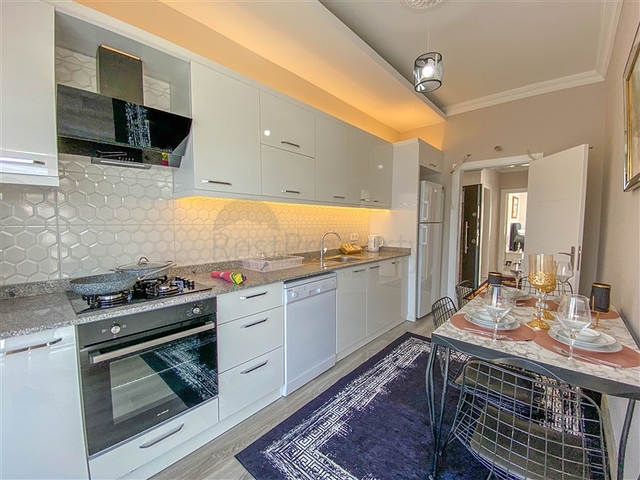 شقة عائلية من تصميم 2 غرفة وصالة مع الاثاث - في ديمرتاش / الانيا 