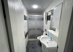 سعر مناسب - شقة غرفة وصالة مفروشة - قريبة من البحر والخدمات - محمودلار / الانيا 