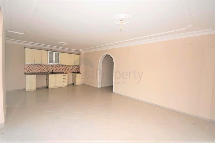 شقة غرفتين وصالة - قريبة من البحر والخدمات - في محمودلار / الانيا 