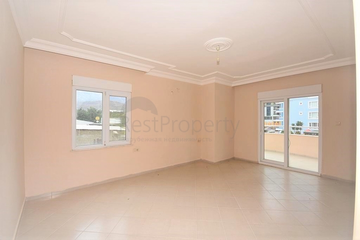 شقة غرفتين وصالة - قريبة من البحر والخدمات - في محمودلار / الانيا 