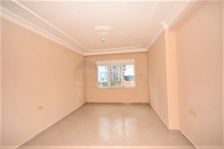 شقة غرفتين وصالة - قريبة من البحر والخدمات - في محمودلار / الانيا 