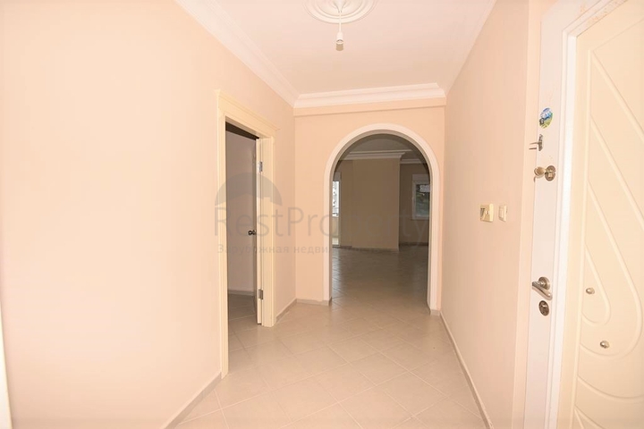 شقة غرفتين وصالة - قريبة من البحر والخدمات - في محمودلار / الانيا 