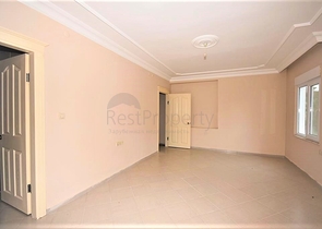 شقة غرفتين وصالة - قريبة من البحر والخدمات - في محمودلار / الانيا 