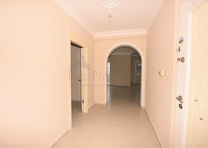 شقة غرفتين وصالة - قريبة من البحر والخدمات - في محمودلار / الانيا 