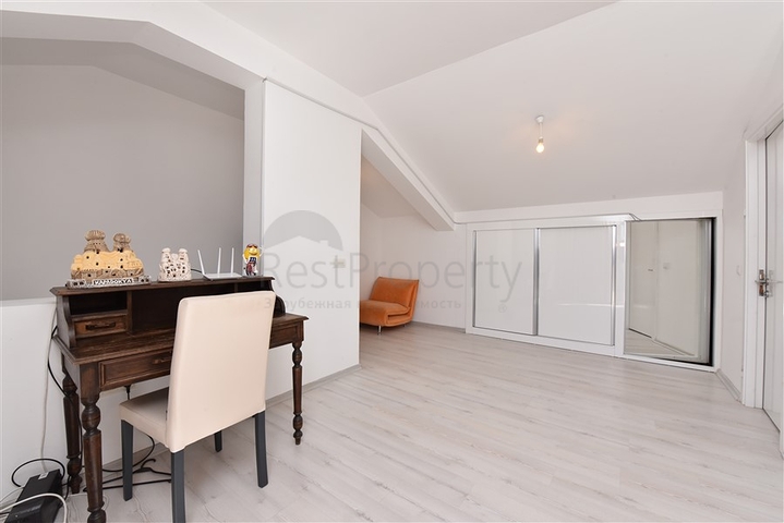 سعر منافس - شقة دوبلكس 3 غرف وصالة مفروشة -ضمن مجمع سكني في كوناكليه / الانيا 