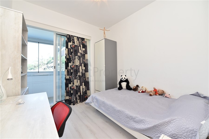 سعر منافس - شقة دوبلكس 3 غرف وصالة مفروشة -ضمن مجمع سكني في كوناكليه / الانيا 