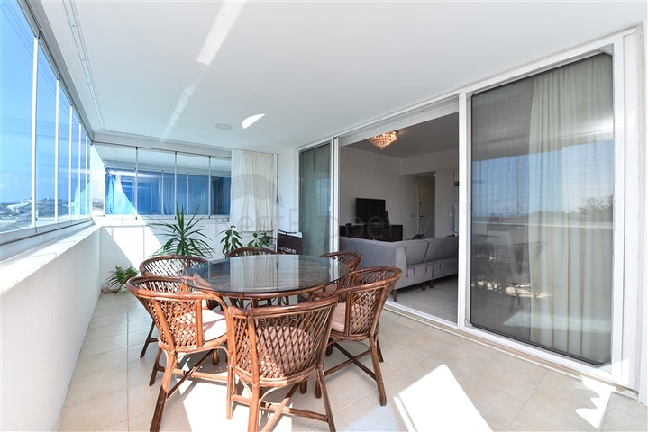 سعر منافس - شقة دوبلكس 3 غرف وصالة مفروشة -ضمن مجمع سكني في كوناكليه / الانيا 