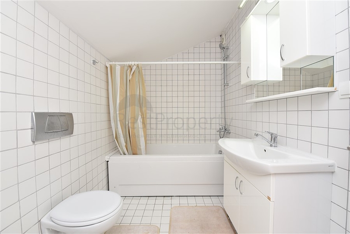 سعر منافس - شقة دوبلكس 3 غرف وصالة مفروشة -ضمن مجمع سكني في كوناكليه / الانيا 