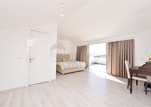 سعر منافس - شقة دوبلكس 3 غرف وصالة مفروشة -ضمن مجمع سكني في كوناكليه / الانيا 