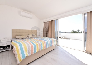 سعر منافس - شقة دوبلكس 3 غرف وصالة مفروشة -ضمن مجمع سكني في كوناكليه / الانيا 