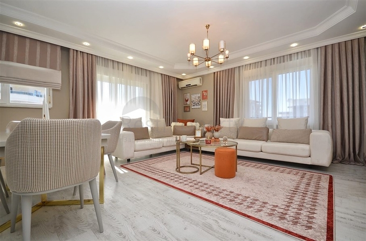 دوبلكس عائلية انيقة -تصميم 4 غرف وصالة -ضمن مجمع - في محمودلار / الانيا 