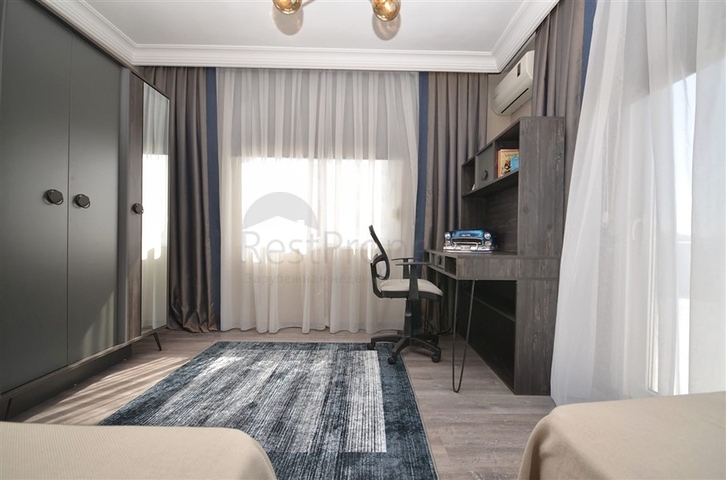 دوبلكس عائلية انيقة -تصميم 4 غرف وصالة -ضمن مجمع - في محمودلار / الانيا 