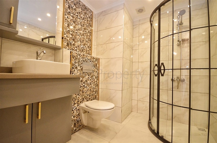 دوبلكس عائلية انيقة -تصميم 4 غرف وصالة -ضمن مجمع - في محمودلار / الانيا 