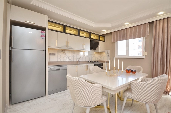 دوبلكس عائلية انيقة -تصميم 4 غرف وصالة -ضمن مجمع - في محمودلار / الانيا 