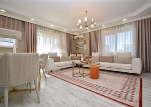 دوبلكس عائلية انيقة -تصميم 4 غرف وصالة -ضمن مجمع - في محمودلار / الانيا 