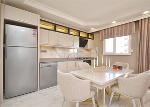 دوبلكس عائلية انيقة -تصميم 4 غرف وصالة -ضمن مجمع - في محمودلار / الانيا 