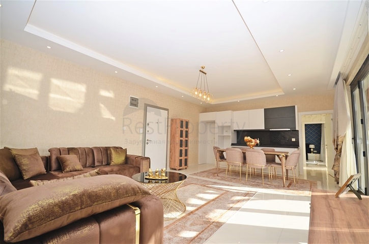 دوبلكس 3 غرف وصالة مفروشة - ضمن مجمع يضم كافة الخدمات في كاستل / الانيا 