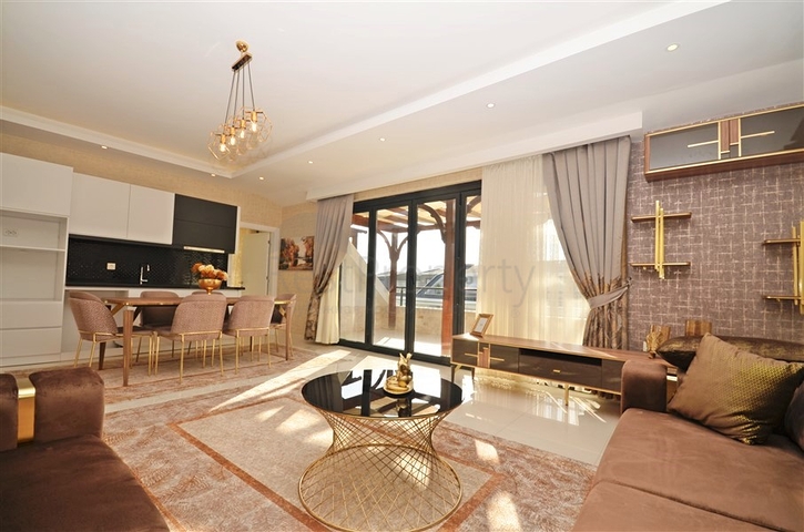 دوبلكس 3 غرف وصالة مفروشة - ضمن مجمع يضم كافة الخدمات في كاستل / الانيا 