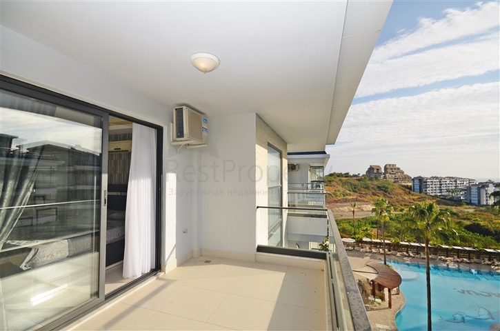 دوبلكس 3 غرف وصالة مفروشة - ضمن مجمع يضم كافة الخدمات في كاستل / الانيا 