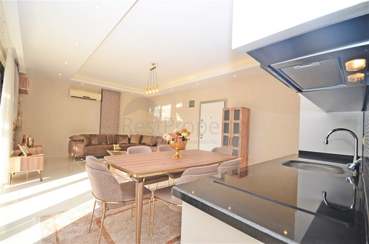 دوبلكس 3 غرف وصالة مفروشة - ضمن مجمع يضم كافة الخدمات في كاستل / الانيا 