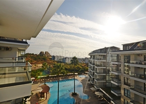 دوبلكس 3 غرف وصالة مفروشة - ضمن مجمع يضم كافة الخدمات في كاستل / الانيا 