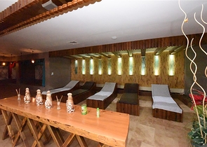 دوبلكس 3 غرف وصالة مفروشة - ضمن مجمع يضم كافة الخدمات في كاستل / الانيا 