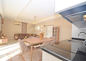 دوبلكس 3 غرف وصالة مفروشة - ضمن مجمع يضم كافة الخدمات في كاستل / الانيا 