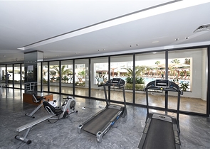 دوبلكس 3 غرف وصالة مفروشة - ضمن مجمع يضم كافة الخدمات في كاستل / الانيا 