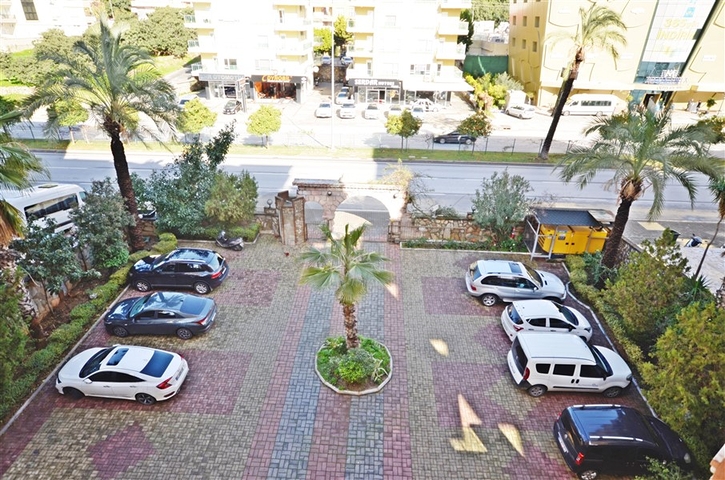 شقة في مركز الانيا -بسعر مناسب - تصميم غرفتين وصالة - كليوباترا / الانيا