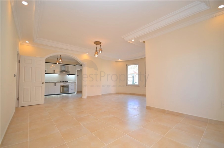 شقة في مركز الانيا -بسعر مناسب - تصميم غرفتين وصالة - كليوباترا / الانيا