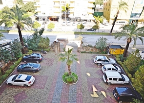 شقة في مركز الانيا -بسعر مناسب - تصميم غرفتين وصالة - كليوباترا / الانيا