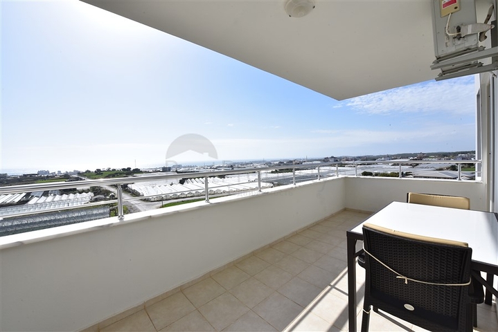 اطلالة بحرية - شقة غرفتين وصالة مفروشة - ضمن مجمع سكني - في الانيا 