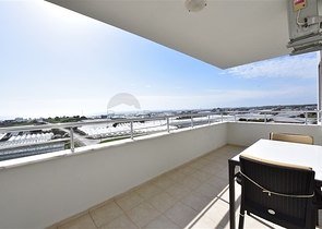 اطلالة بحرية - شقة غرفتين وصالة مفروشة - ضمن مجمع سكني - في الانيا 