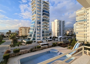 اطلالة بحر مباشرة - شقة غرفتين وصالة مطبخ منفصل - في محمودلار / الانيا 