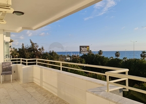 اطلالة بحر مباشرة - شقة غرفتين وصالة مطبخ منفصل - في محمودلار / الانيا 