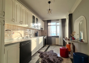 اطلالة بحر مباشرة - شقة غرفتين وصالة مطبخ منفصل - في محمودلار / الانيا 