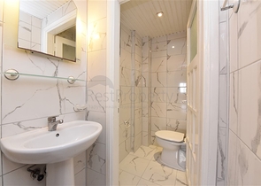 شقة عائلية واسعة - تصميم 3 غرف وصالة - في مركز الانيا 