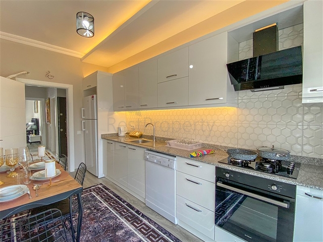 شقة عائلية غرفتين وصالة - مطبخ منفصل - مجمع سكني حديث - في منطقة ديمرتاش / الانيا 