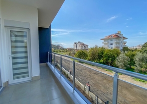 شقة عائلية غرفتين وصالة - مطبخ منفصل - مجمع سكني حديث - في منطقة ديمرتاش / الانيا 