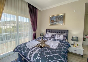 شقة عائلية غرفتين وصالة - مطبخ منفصل - مجمع سكني حديث - في منطقة ديمرتاش / الانيا 